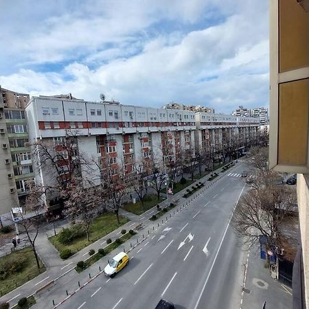 City Center Chic, Urban Apartment Skopje Exterior photo